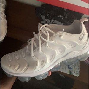 Nike vapor maxes